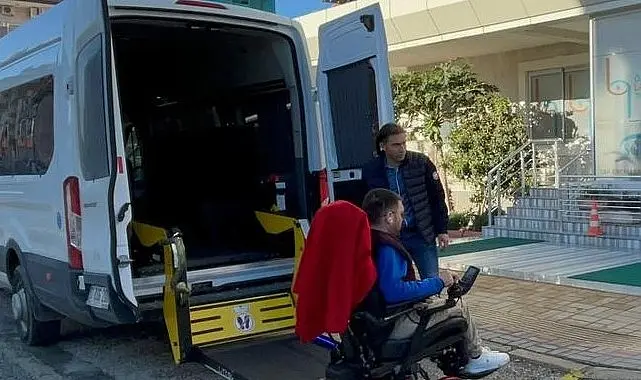 Antalya Büyükşehir Belediyesi, Alanya’daki engelli vatandaşları yalnız bırakmıyor. Alanya Engelli