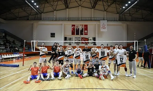 TVF 2. Lig 20. Hafta müsabakaları kapsamında İnegöl Belediyespor erkek