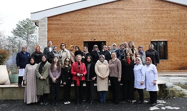 Emine Erdoğan’ın onursal başkanı olduğu Toplumsal Gelişim Merkezi Eğitim ve
