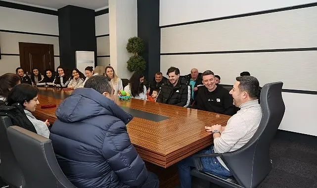 Türkiye Voleybol Federasyonu tarafından düzenlenen TVF Kadınlar 2. Lig Yarı