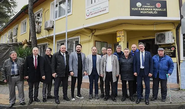 Antalya Bahçeşehir Koleji öğretmen ve öğrencileri, Kemer Belediye Başkanı Necati