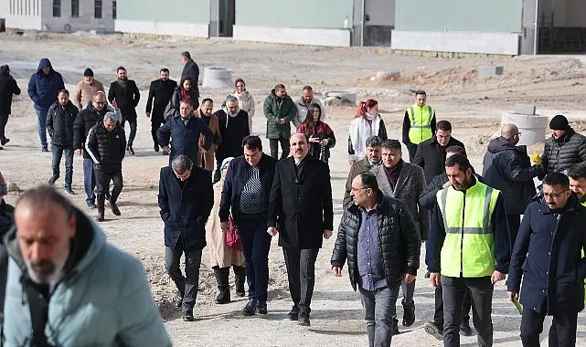 Konya’nın hayallerini bir bir gerçekleştirdiklerini ifade eden Başkan Altay, “Milli