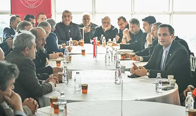 Bornova Belediyesi, ilçedeki sanayi sitelerinin temsilcilerini bir araya getirdi. Bornova