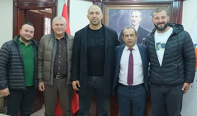 Başpehlivanlar Ali Gürbüz ve İsmail Erkal, Kemer Belediye Başkanı Yardımcıları