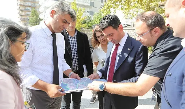 Bayraklı’da göreve geldiği günden bu yana kentsel dönüşüm çalışmalarını aralıksız