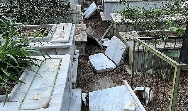 İzmir Büyükşehir Belediyesi Çiğli’deki Büyükçiğli Mezarlığı’na zarar veren kişiler hakkında
