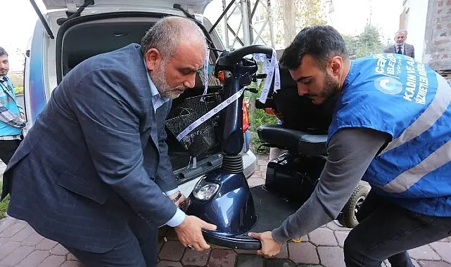 Canik Belediye Başkanı İbrahim Sandıkçı, ilçede sosyal destek çalışmalarına büyük
