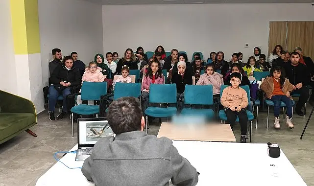 Osmangazi Belediyesi’nin çocuklara doğa ve hayvan sevgisini aşılamak adına düzenlediği