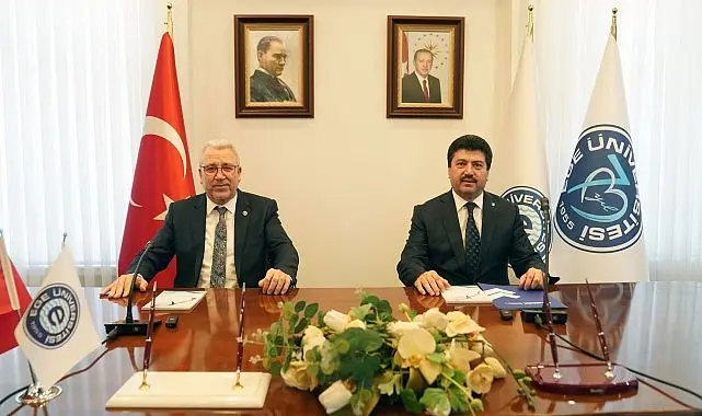 Ege Üniversitesi bünyesinde faaliyet gösteren meslek yüksekokullarının çatısı altında eğitim