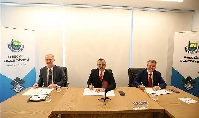 İnegöl Belediyesi ve İlçe Milli Eğitim Müdürlüğü, Kaymakamlık uhdesinde öğrencilere