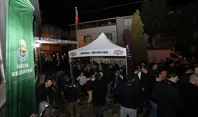 İnegöl Belediyesi Berat Kandilinde Mesudiye ve Kurşunlu Mahallelerinde yatsı namazı
