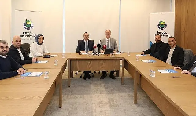İnegöl Belediye Başkanı Alper Taban, şehrin geçmişi ile geleceği arasında