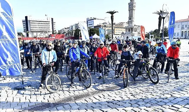 İzmir Büyükşehir Belediyesi’nin sporu ve sağlıklı yaşamı kente yayma hedefiyle
