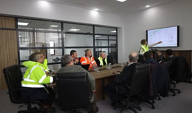 Büyükşehir Belediyesi’nin Solaklar’daki “Yol ve Bakım Dairesi Kocaeli Merkez Şantiyesi”nden