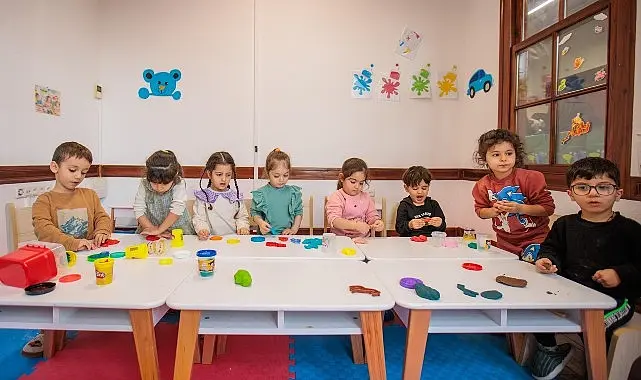 Açılışını CHP Genel Başkanı Özgür Özel’in gerçekleştirdiği, Konak Belediyesi Ayla