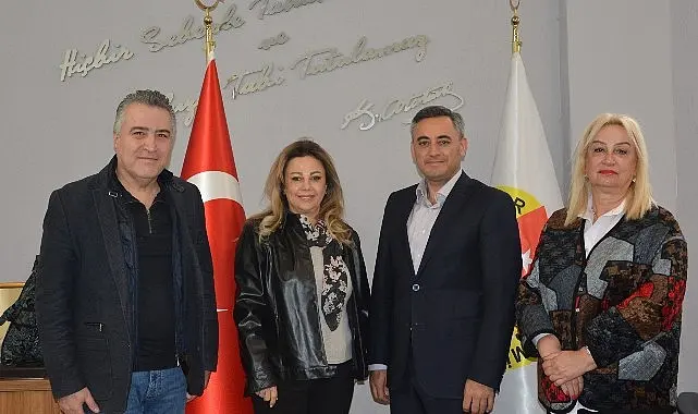 İGC Uluslararası Basın Merkezi’nde gerçekleşen ziyarette; İGC Başkanı Dilek Gappi,