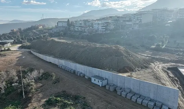 Buca ile Bornova’yı birbirine bağlayarak kent trafiğine nefes aldıracak Onat