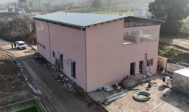 Kocaeli Büyükşehir Belediyesi’nin Solaklar yolu üzerinde inşa ettiği sakatathane projesinde