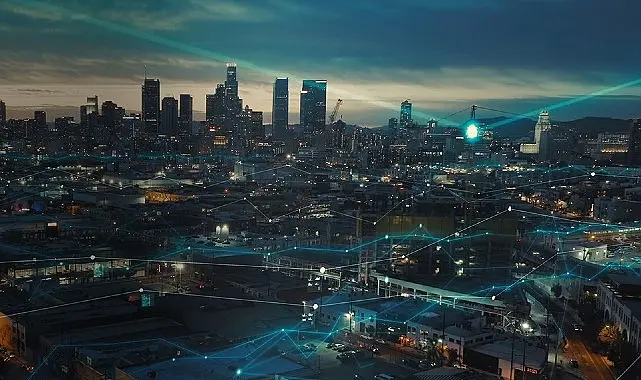 Samsung, işletmelere özel olarak geliştirilen ve SmartThings üzerine inşa edilen