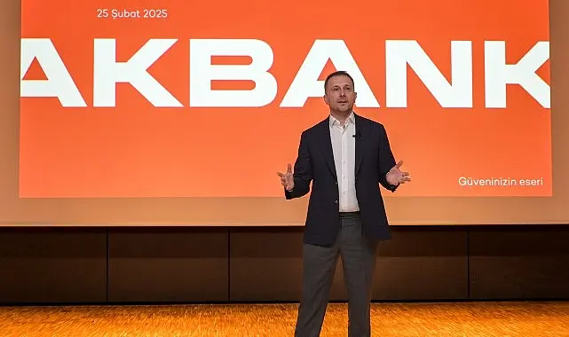 Akbank dijital çözümler, yapay zekâ ve servis bankacılığı uygulamaları başta