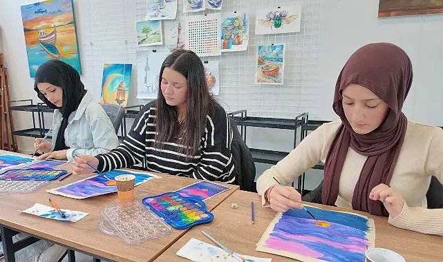 Büyükşehir, Dünya Ressamlar Günü’nde anlamlı bir etkinlik düzenledi. Seka Sanat