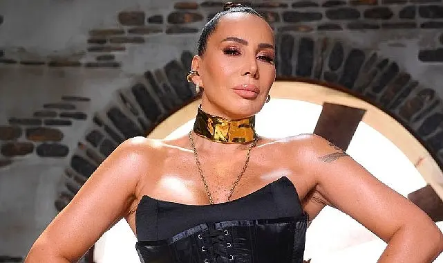 Sanat dünyasının parlayan yıldızı Asena, şimdi ekranlara bambaşka bir ışıltı