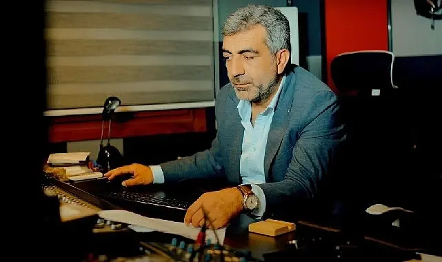 Türk müziğinin deneyimli yorumcusu ve virtüözü Kadir Doğan, yeni teklisi
